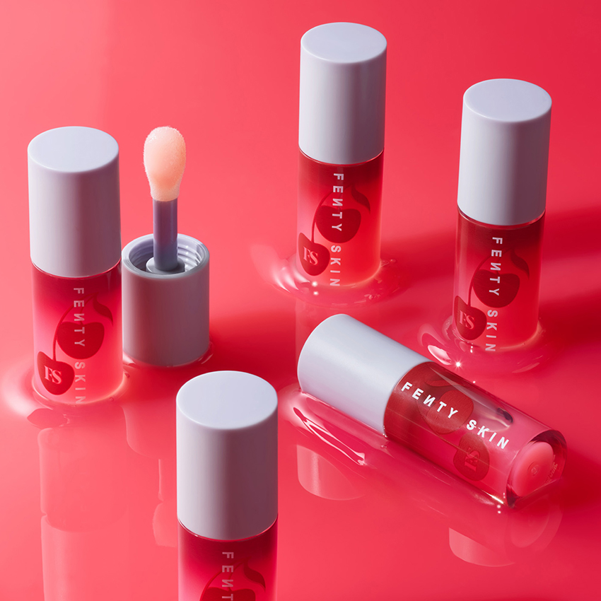 FENTY BEAUTY CHERRY TREAT LIP OIL ความชุ่มบนริมฝีปากที่พร้อมให้คุณได้สัมผัส